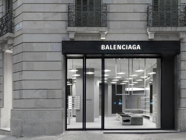 Balenciaga abre una nueva tienda en Barcelona (y ya es un templo del diseño)