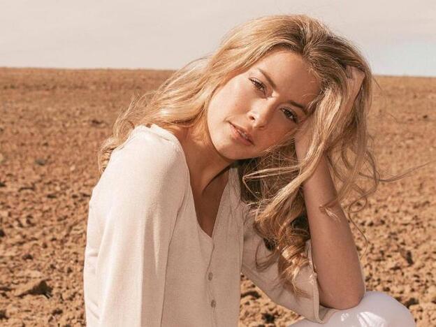 Belén Écija, la hija de Belén Rueda que sigue en el anonimato con una serie en Netflix y una cuenta de Instagram que echa humo