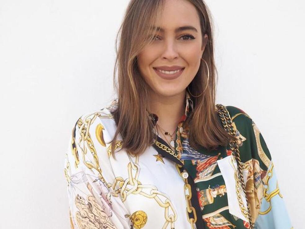 Este vestido camisero de Zara que parece de lujo está causando sensación en las redes