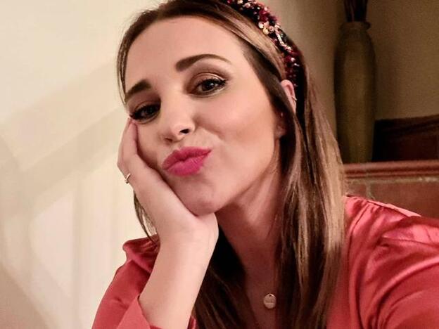 El look perfecto de Paula Echevarría con una blazer de Primark y con el truco de estilo que le ha copiado a Tamara Falcó