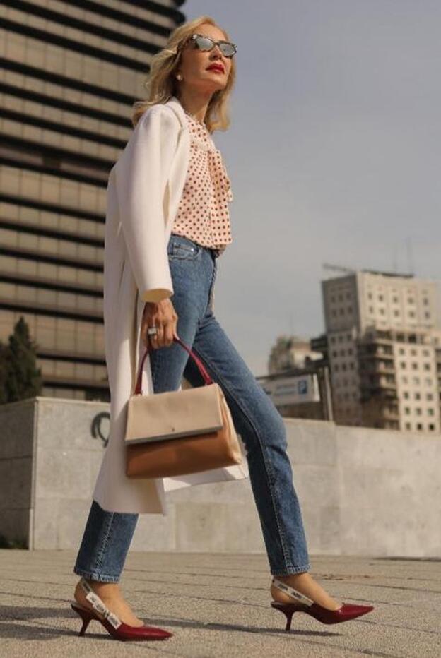 Carmen Lomana ha encontrado en H&M los vaqueros que mejor sientan a cualquier edad: rejuvenecen y hacen tipazo a los 20, a los 50 y a los 70