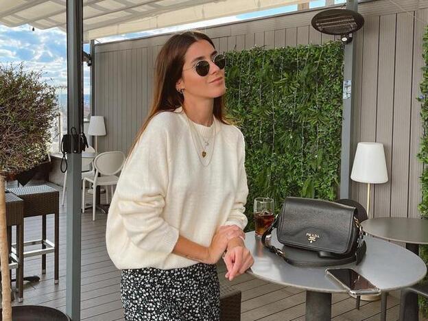 Falda midi, jersey y botas cowboy: El look de Lefties súper barato con el que arrasarás en primavera