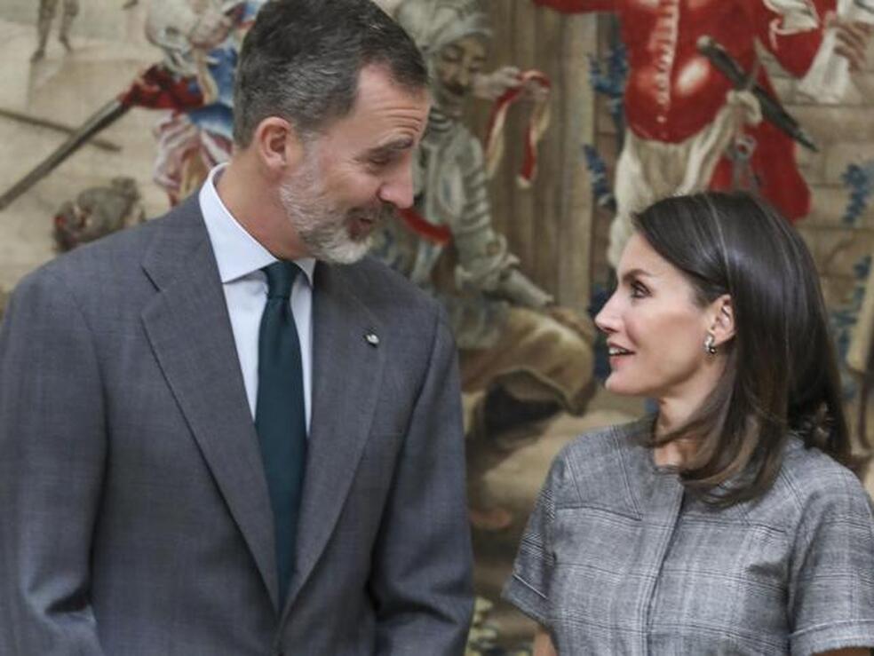 Del príncipe Carlos de Inglaterra y Camilla a el rey Felipe VI y la reina Letizia: estas son las cosas más románticas que han hecho los royals