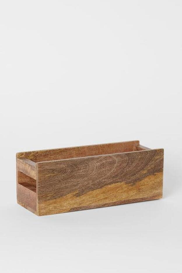 Esta cesta de madera de H&M Home cuesta 14.99 euros