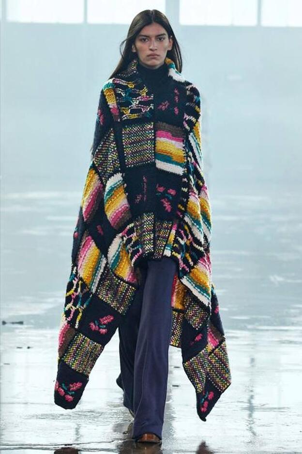 Semana de la moda de Nueva York: los fabulosos conjuntos de punto de Gabriela Hearst que te enamorarán y que ya estamos deseando ver muy pronto en Zara, Mango y H&M