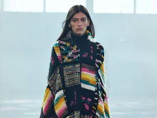 Semana de la moda de Nueva York: los fabulosos conjuntos de punto de Gabriela Hearst que te enamorarán y que ya estamos deseando ver muy pronto en Zara, Mango y H&M