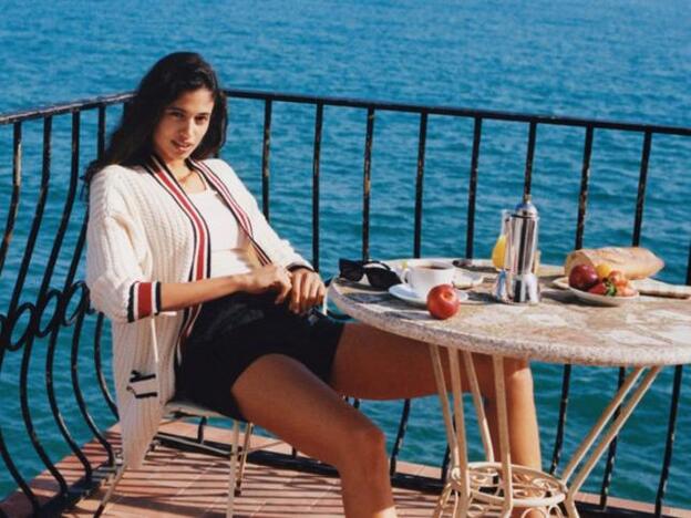 Mango lleva la tendencia college a tres prendas de punto tan bonitas que se van a agotar volando