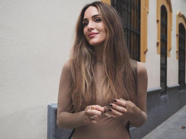 El conjunto de sobrecamisa y pantalones anchos de Zara que te hará soñar con la primavera