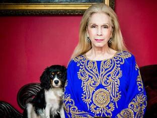 Lady Colin Campbell: la cronista no autorizada que se ha convertido en azote de la casa real británica (de su persecución a los duques de Sussex a los secretos de alcoba de Isabell II)