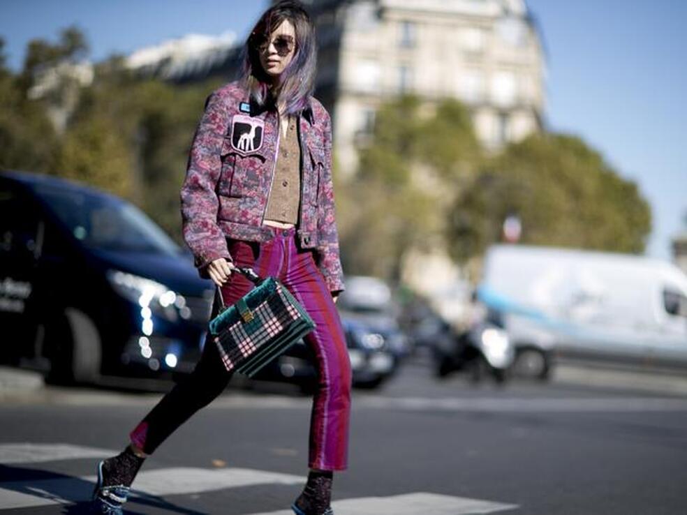 Las sandalias multicolor y con plataforma de Stradivarius son las más cómodas de la temporada y alegrarán todos tus looks