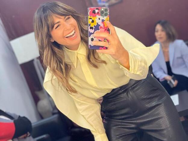 El vestido verde de Nuria Roca que rejuvenece y estiliza es de Zara de nueva colección y todavía está disponible