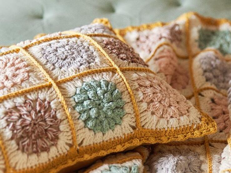 Fotos: El estampado floral también salta a tu sábanas, manteles y fundas de cojín de Zara Home ideales | Mujer Hoy