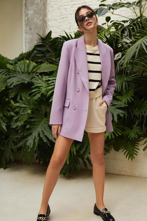 La última colección de Pull&Bear tiene las bermudas perfectas para combinarlas con todo esta temporada: desde chaquetas a tops cropped