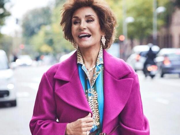 Sabemos con qué polvos bronceadores consigue Naty Abascal esa piel radiante y luminosa, y ese rostro rejuvenecido y con un color tan natural