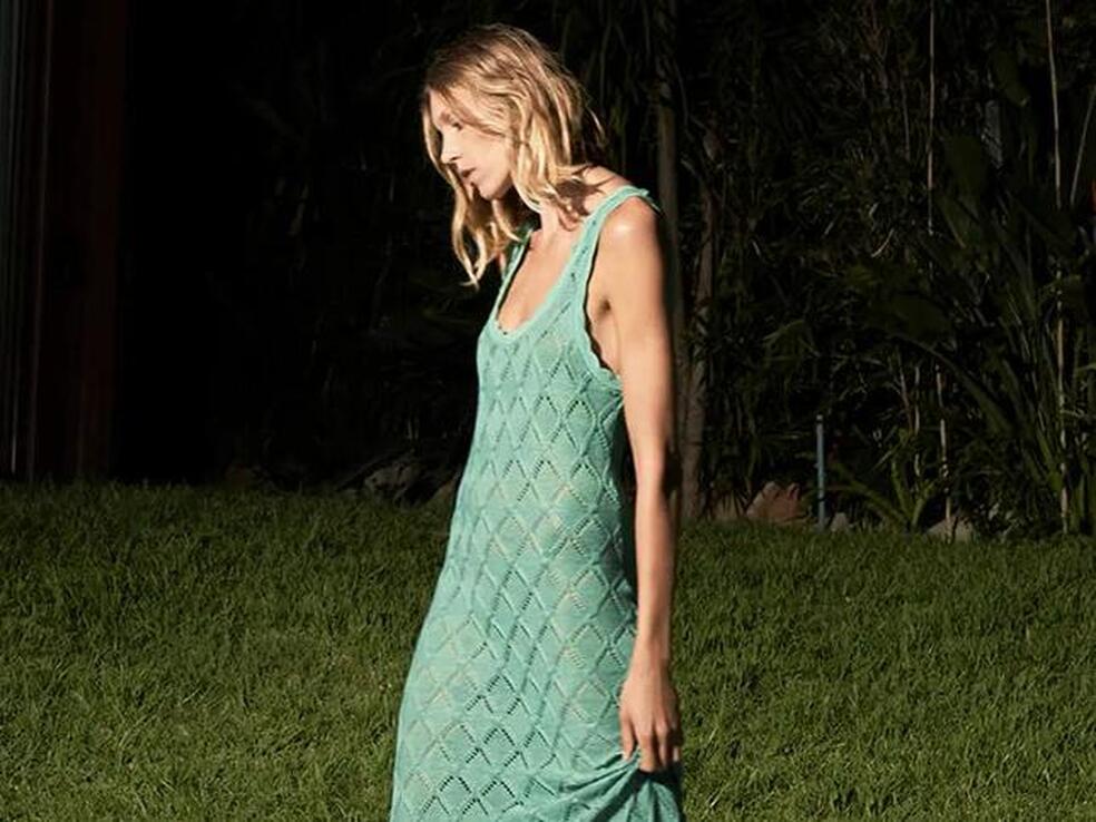 Alerta flechazo: este es el vestido largo de crochet en color verde que Zara va a reponer tras arrasar en minutos