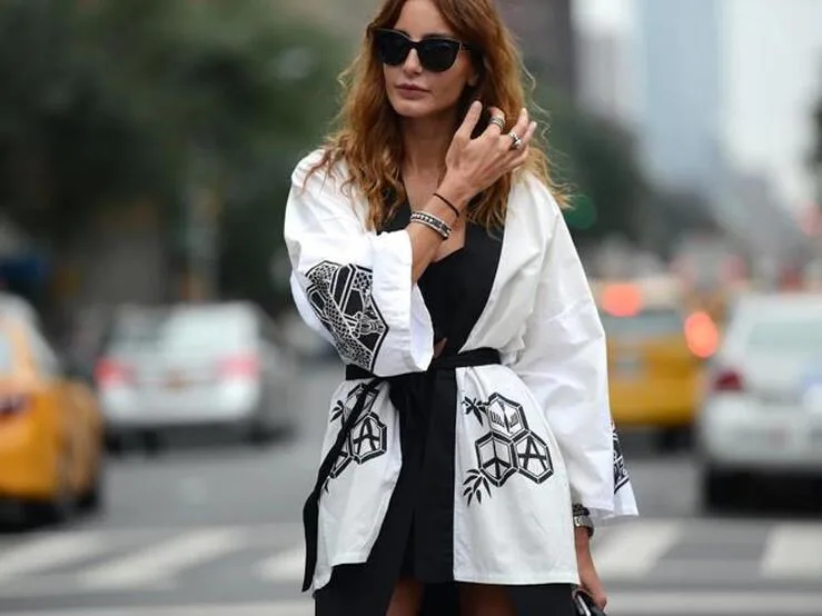 Fotos: El kimono es la nueva chaqueta de entretiempo más elegante que puedes combinar con todo y estos siete modelos son la prueba | Mujer Hoy