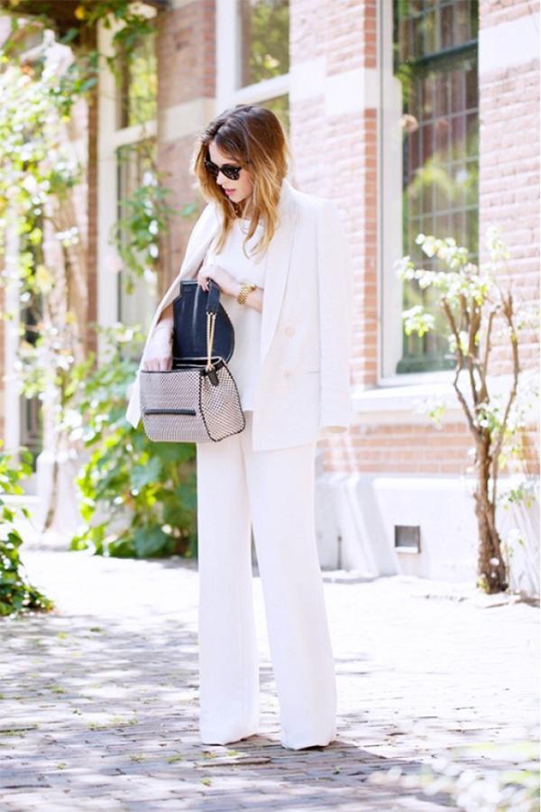 ¿Tu relación con los pantalones blancos es complicada? Aquí la guía definitiva para llevarlos esta primavera