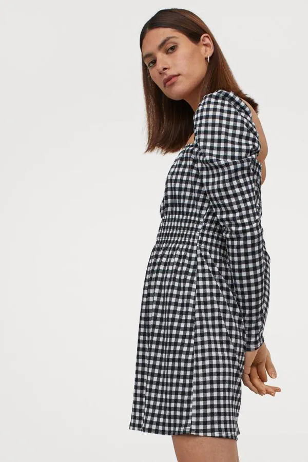 Fotos: Di a los vestidos con estampado vichy si quieres ir a última esta temporada: 15 diseños que puedes encontrar en Zara, Mango y H&M | Mujer Hoy