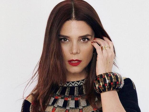 El cambio de look de Juana Acosta: se pasa al rubio con un corte de pelo a capas de lo más rejuvenecedor