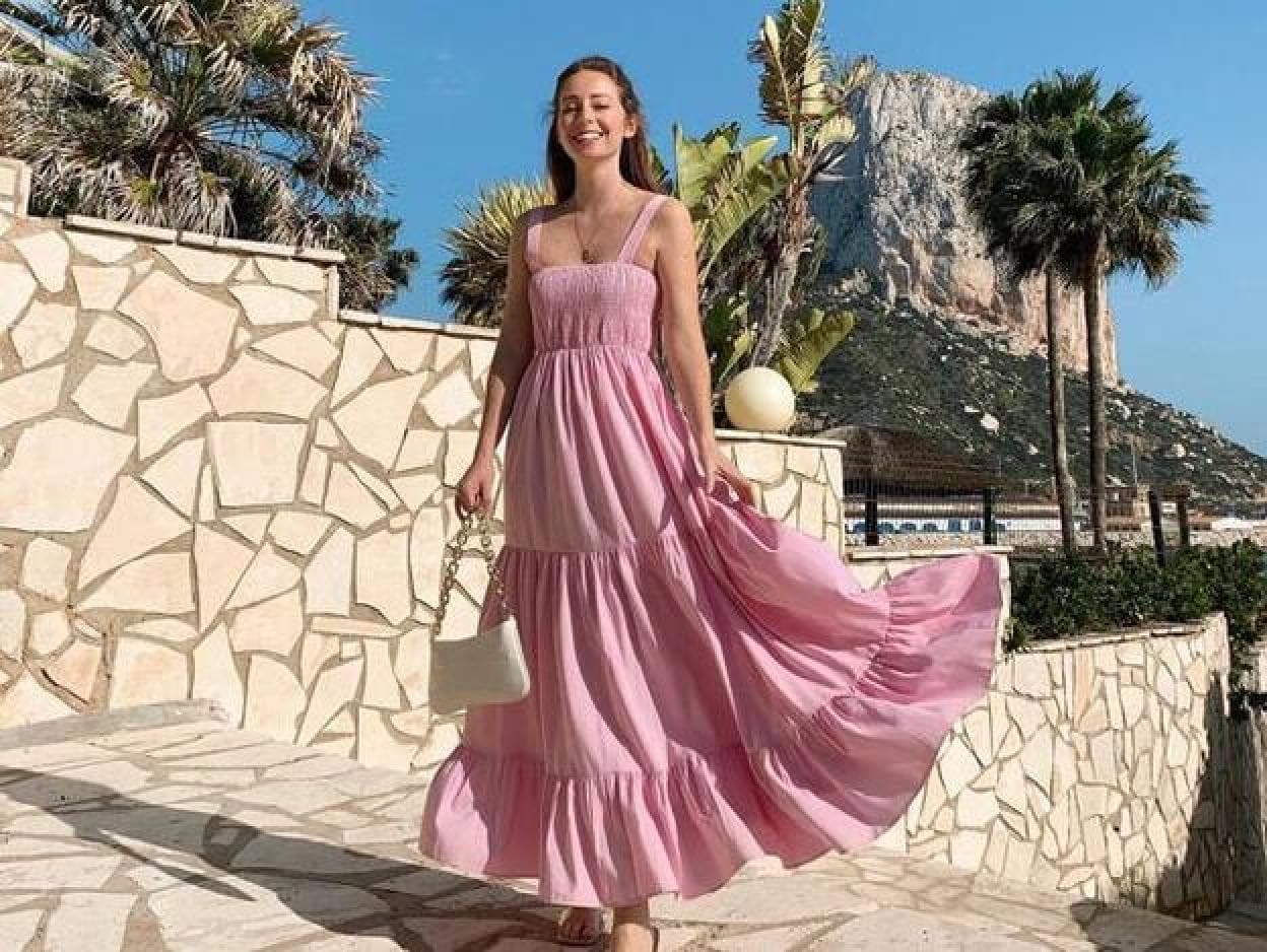 Este vestido de Zara rosa es el definitivo con el que triunfar en primavera se va agotar en poco tiempo Mujer Hoy