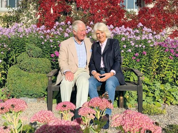 Quién es Sophie Densham, la mujer en la sombra responsable de la transformación de Camilla Parker Bowles en la reina de Carlos III