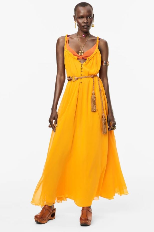 ¿Por qué todas buscamos vestidos amarillos esta primavera? Tenemos los más bonitos y favorecedores