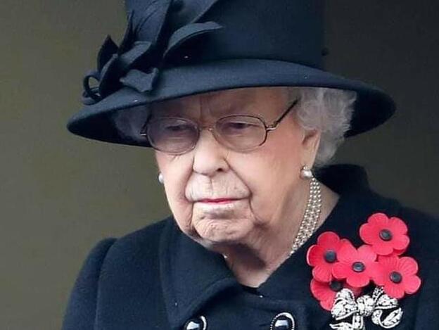 La reina Isabel II se enfrenta estoicamente a su peor momento, el funeral de su esposo Felipe duque de Edimburgo: estas han sido las únicas ocasiones en las que ha roto el protocolo y se ha emocionado en público