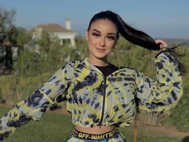 Los 18 años recién cumplidos de Julia Janeiro (la hija de Jesulín y Mª José Campanario) y el pacto secreto que ha hecho la hija pequeña del torero con su hermana Andrea