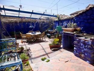Adiós al que fuera el refugio de Lucía Bosé durante más de 20 años: sus herederos ponen en venta la Casa Azul de Brieva