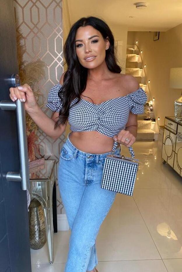 Cómo llevar el estampado de cuadros Vichy en diferentes colores: 4 looks de Primark baratísimos y muy favorecedores para sumarte a la tendencia más bonita de la primavera