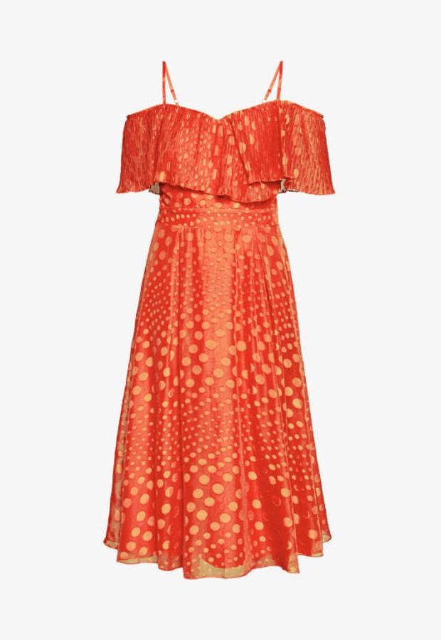 Estos vestidos de volantes que favorecen y hacen tipazo son la opción perfecta para mantener vivo el espíritu de la Feria de Abril