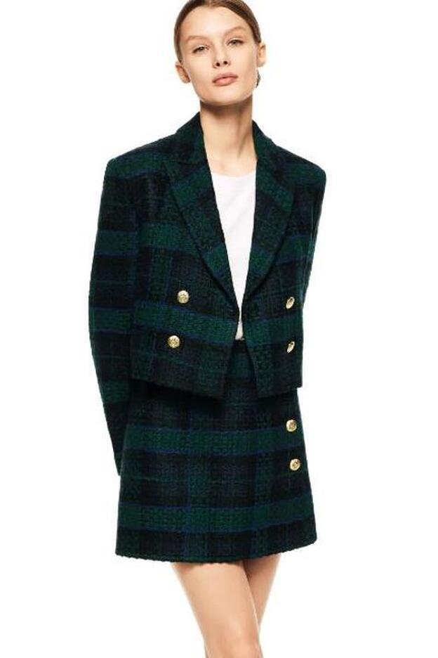 Solo necesitas esta blazer cropped de Zara para rejuvenecer y estilizar tus  looks de primavera a los 50 | Mujer Hoy