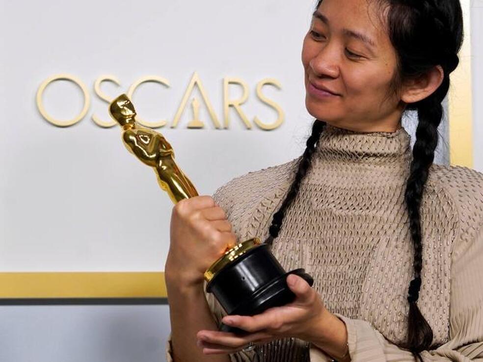 Premios Oscar 2021: el año que las mujeres hicieron historia (de Chloé Zhao y el Oscar a Mejor dirección a la protagonista de The Crown, Emerald Fennell, reconocida como mejor guionista)