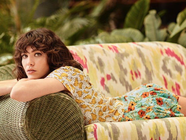 Tenemos los cuatro looks más baratos del low cost y te van a impresionar: son tan bonitos que vas a querer comprártelos todos (y los tienes hasta la XL)