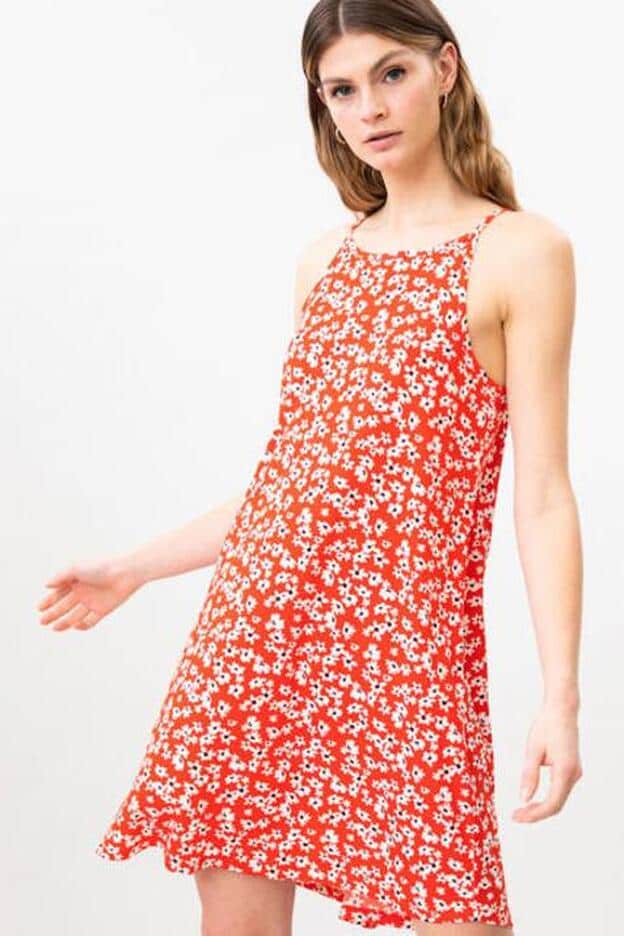 empujar Planta de semillero Discreto Este vestido de Lefties es tan bonito y barato que querrás adelantarte al  verano comprándolo ya | Mujer Hoy