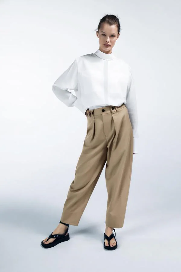 Fotos: El pantalón vestir beige es protagonista absoluto de la primavera y estos diez looks nos demuestran cómo éxito | Mujer Hoy