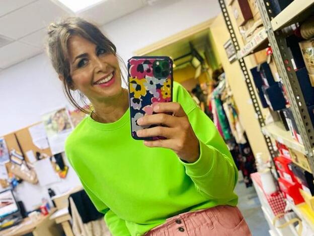 El original vestido midi camisero de Nuria Roca, la opción perfecta (y muy ponible) para arrasar en primavera