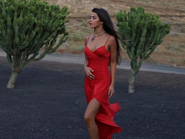 Marta Rosado, la entrenadora de las famosas y su ejercicio para conseguir cintura de avispa y vientre plano