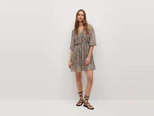 Aprovecha los descuentos de Mango para hacerte con un vestido (corto o midi) de estampado primaveral