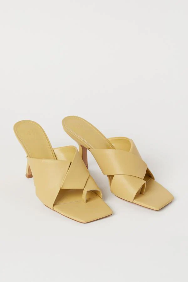 Alpargatas, sandalias o mocasines: la nueva colección de H&M tiene un perfecto para ocasión | Mujer Hoy