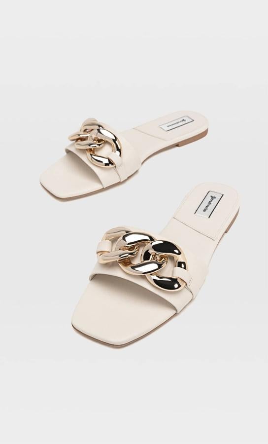 Fichas las 12 sandalias planas más bonitas y cómodas que podrás lucir con todos tus vestidos por menos de 40 euros