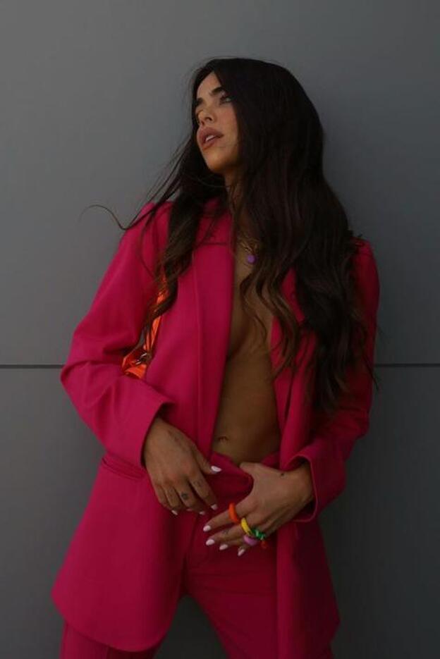 Tenemos que hablar de la fiebre de los anillos de colores que arrasa en Instagram y que ha vuelto locas a las influencers