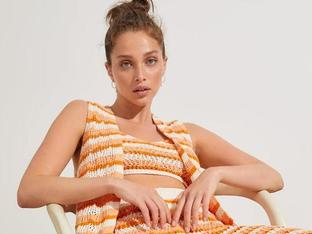 Chaleco, top y pantalón: el look de crochet que acaba de llegar a Stradivarius con el que serás la mejor vestida de la temporada