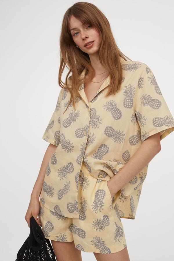 Oversize, de manga corta, abullonada o de estilo romántico: estas son las 12 camisas low cost que querrás tener en tu armario esta temporada