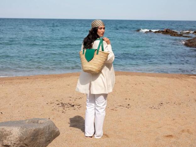 Los bolsos de rafia tipo cesta son tendencia y tenemos cinco con los que arrasarás esta temporada