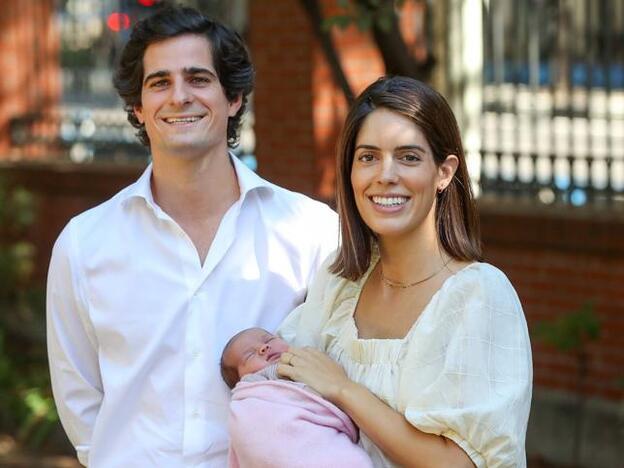 María Fitz-James Stuart, la sobrina nieta de la duquesa de Alba que desvela los secretos de su familia en Instagram: imágenes inéditas, fiestas en la Marbella de los 70 y escándalos