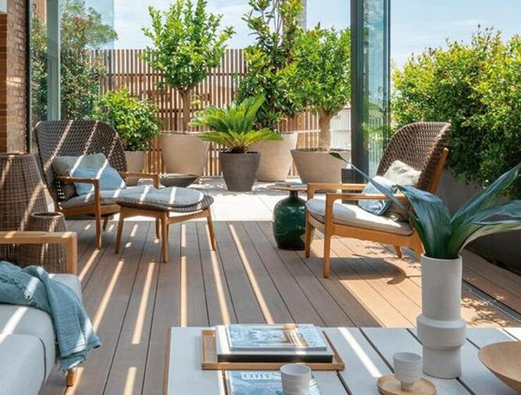 Cómo crear un espacio de trabajo funcional en la terraza: monta una oficina en casa con luz, aire fresco y buenas vistas