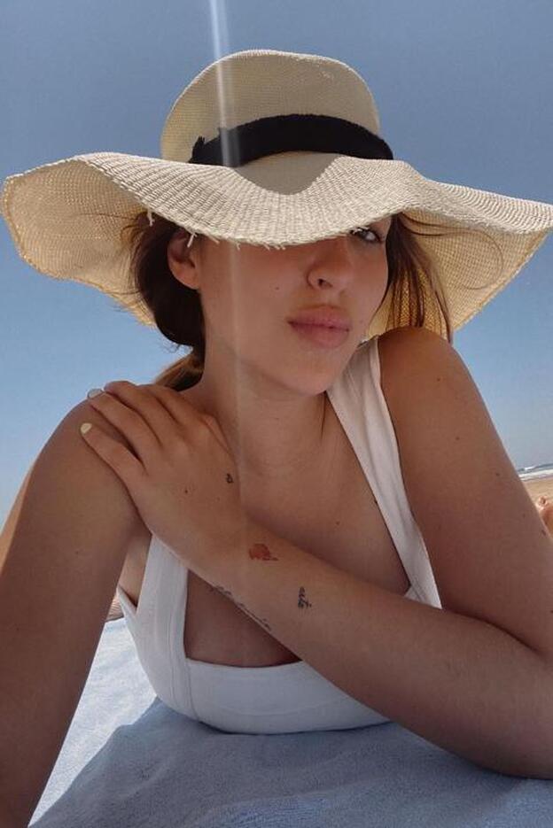 Alba Díaz ha encontrado en Zara el bikini con el escote más favorecedor (y sienta igual de bien si tienes mucho o poco pecho)