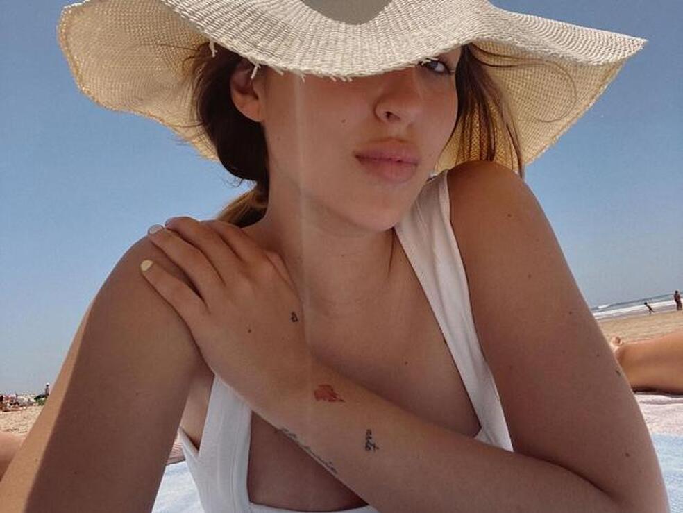 Alba Díaz ha encontrado en Zara el bikini con el escote más favorecedor (y sienta igual de bien si tienes mucho o poco pecho)