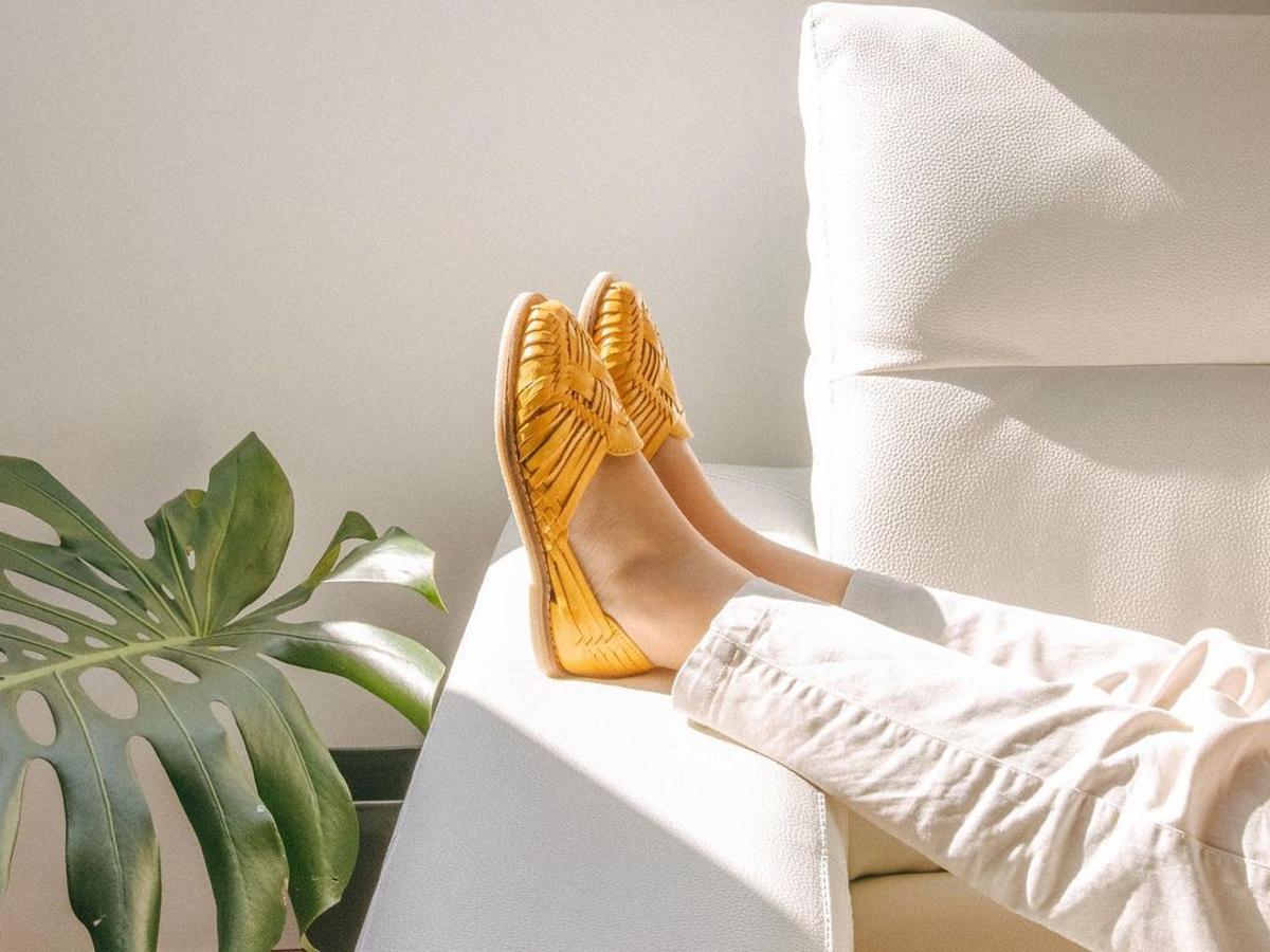 Sandalias de tacón cómodo, planas, alpargatas, cuñas, deportivas... Todos los zapatos que se llevan este verano (y necesitas comprar antes de que se agoten)